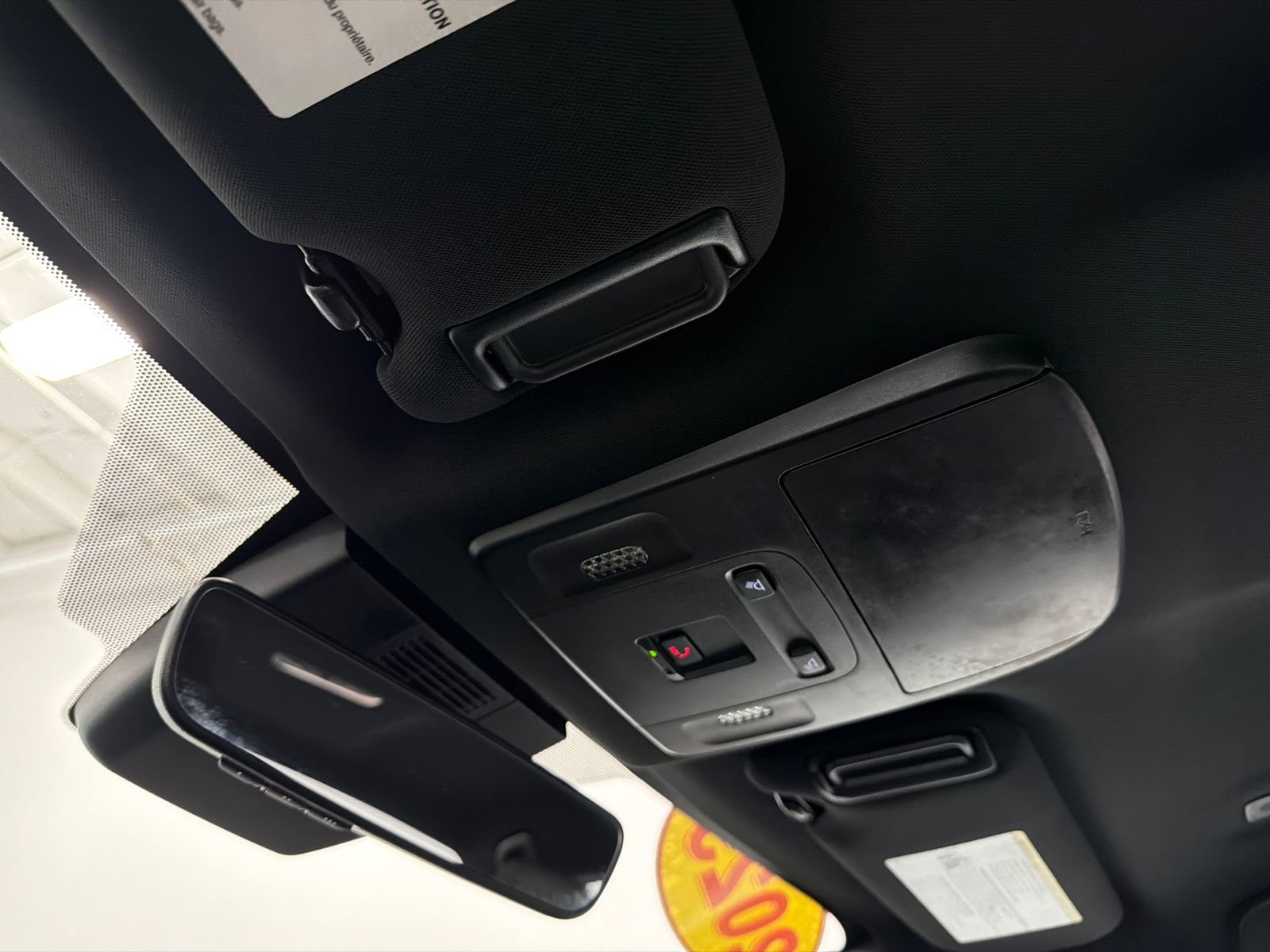 Used 2025 Toyota Camry SE w/ Convenience Package FWD image 27