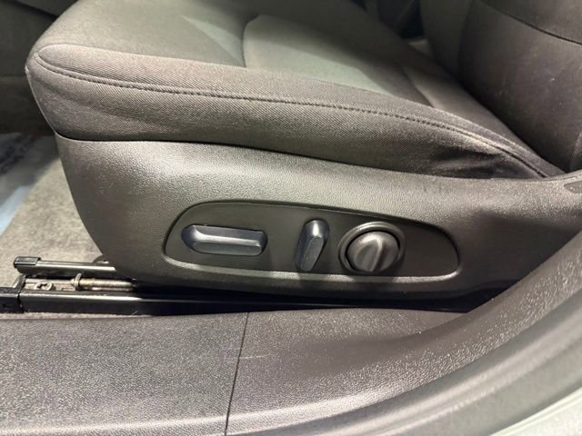 Used 2024 Chevrolet Malibu LT image 12