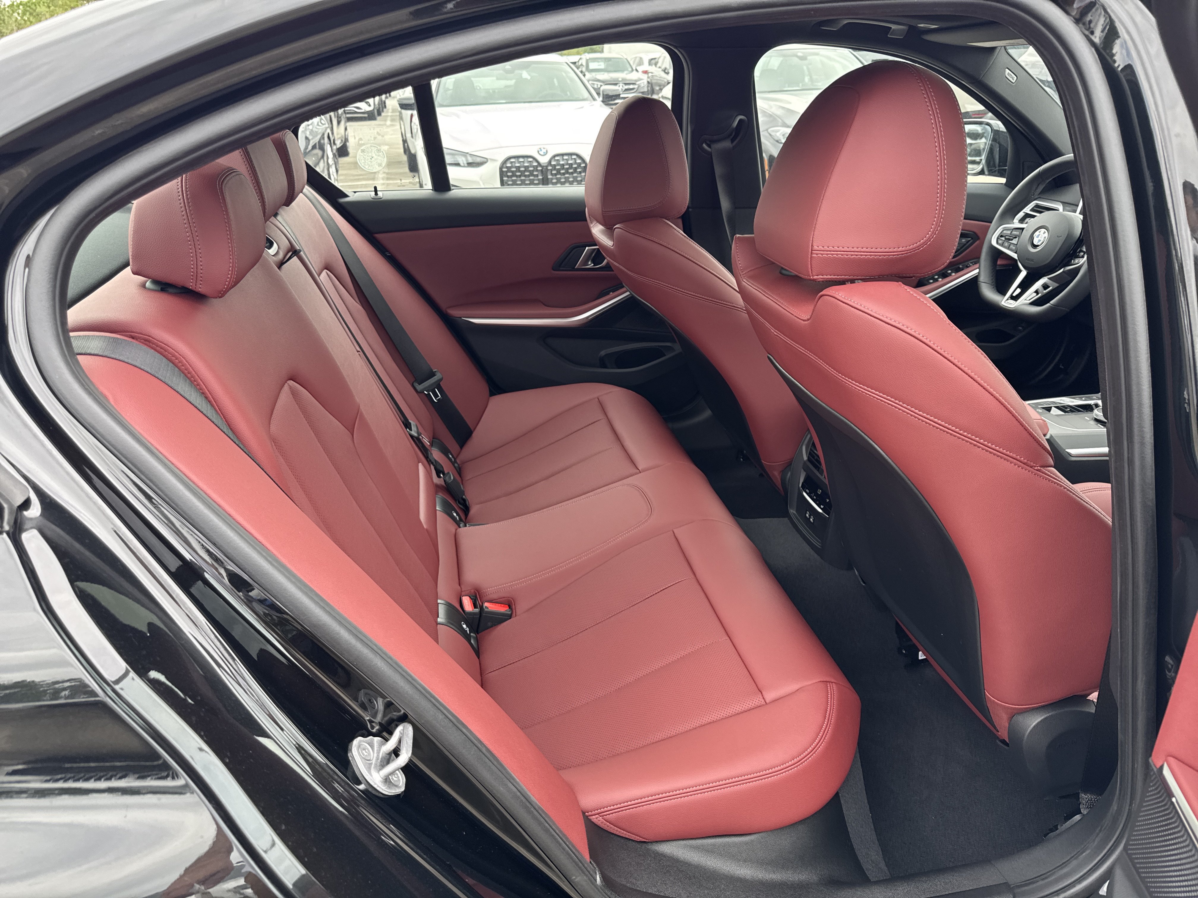 New 2026 BMW 330i Sedan w/ M Sport Package RWD image 11