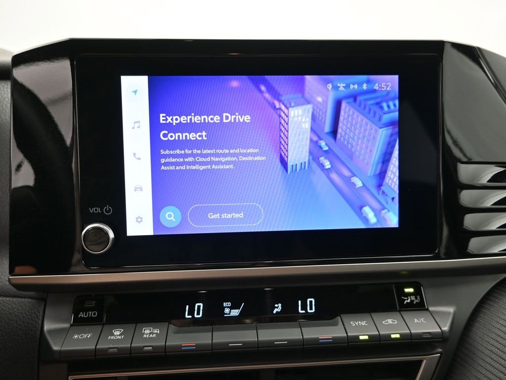 Used 2025 Toyota Camry SE image 16