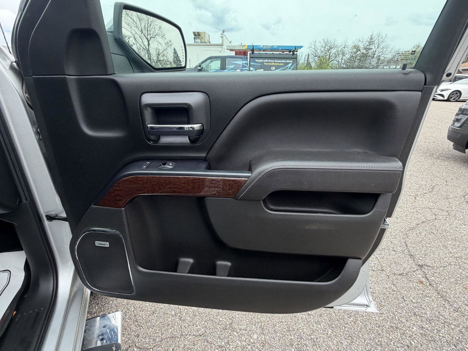 Used 2017 GMC Sierra 1500 SLT AWD/4WD image 27