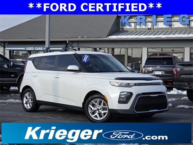Used 2022 Kia Soul LX w/ Technology Package image 1