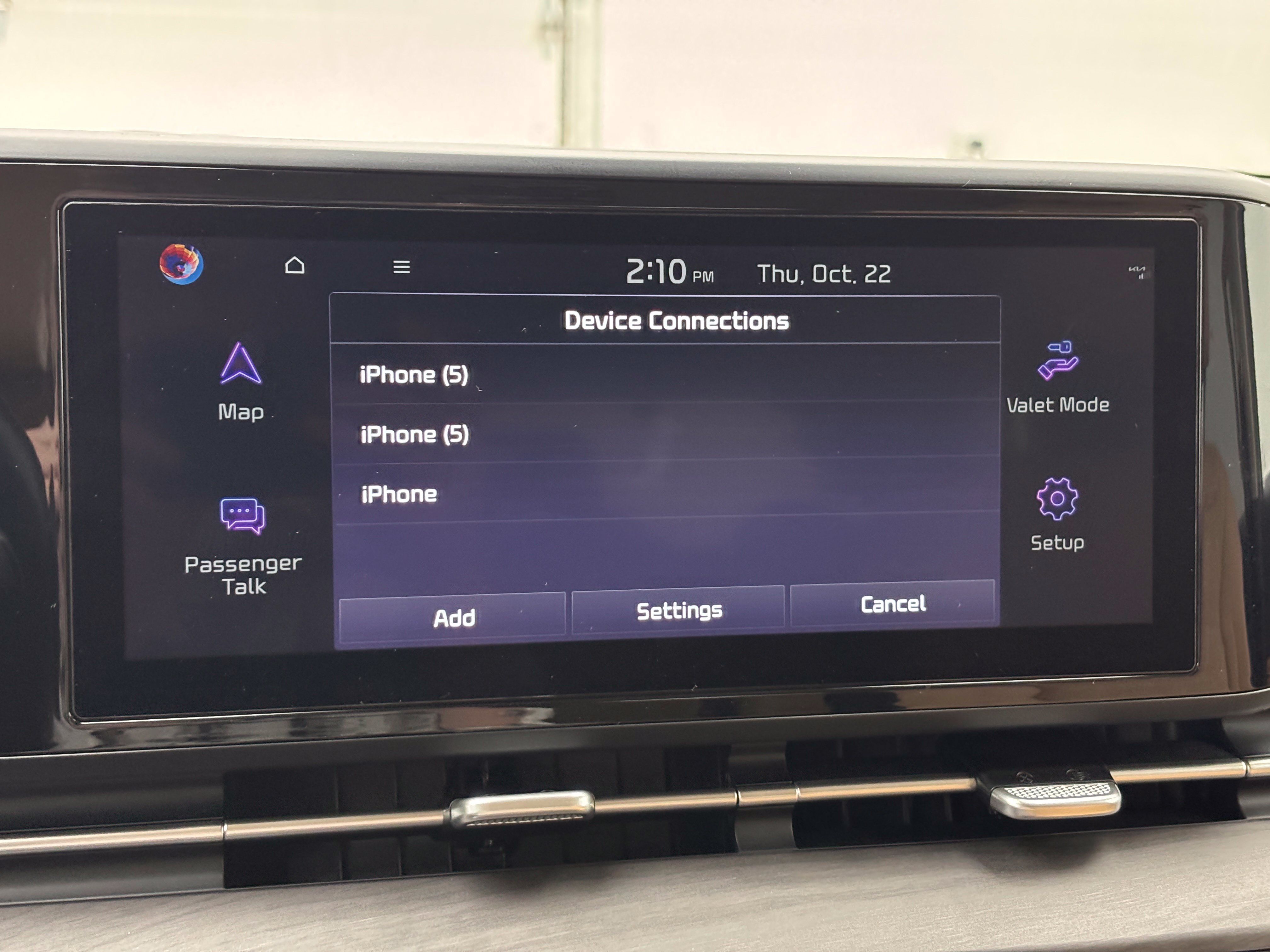 Used 2023 Kia Carnival EX FWD image 24