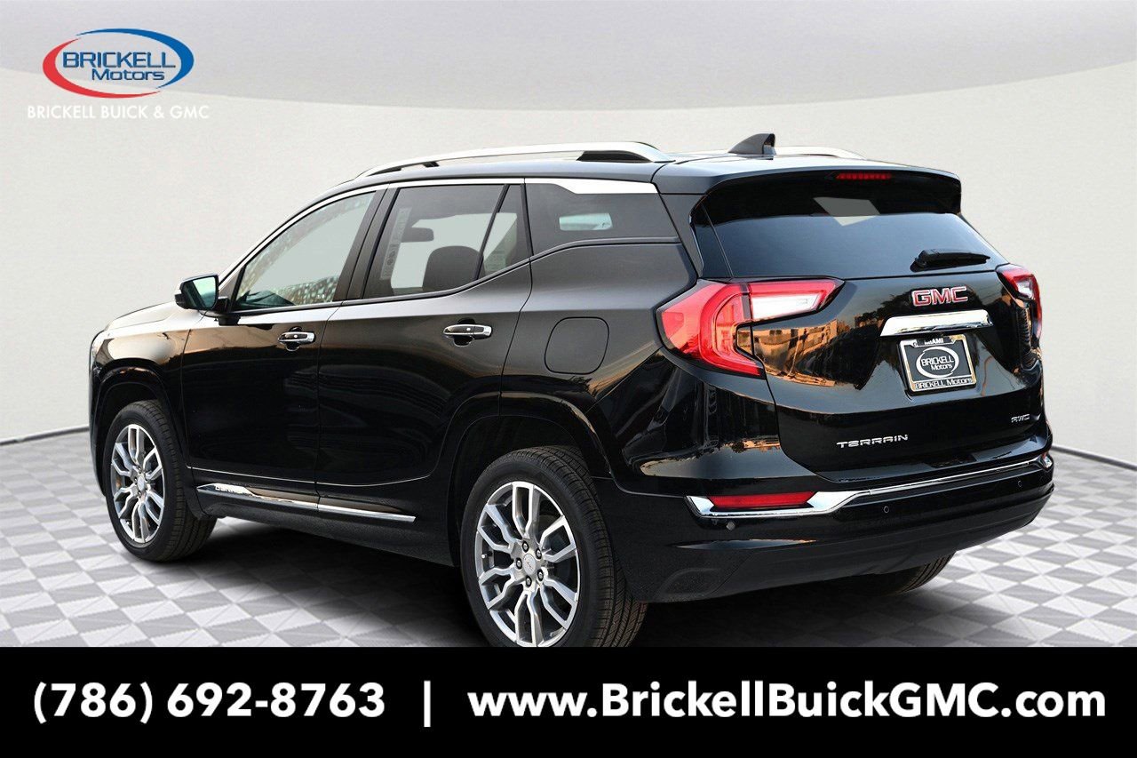 New 2024 GMC Terrain Denali w/ Denali Premium Package image 7