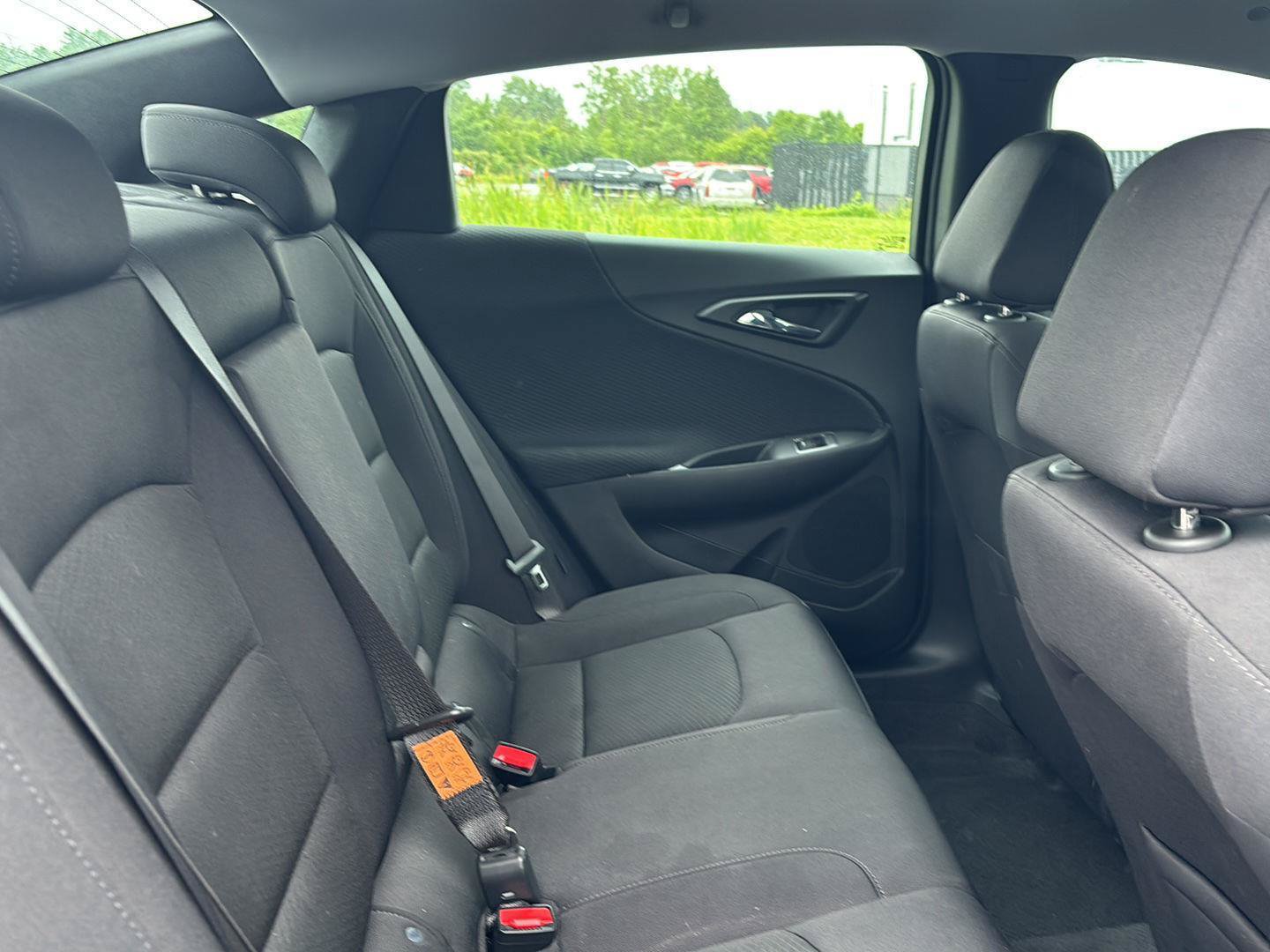 Used 2023 Chevrolet Malibu LT FWD image 31