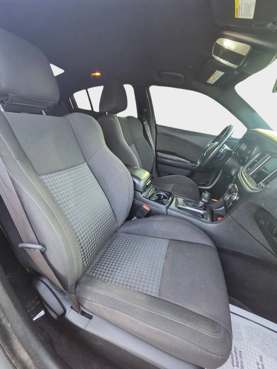 Used 2019 Dodge Charger GT w/ Blacktop Package RWD image 11