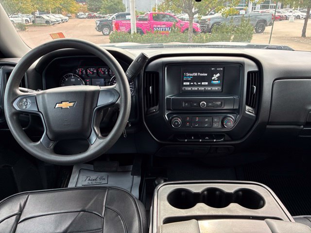 Used 2018 Chevrolet Silverado 1500 Custom w/ Custom Value Package AWD/4WD image 18