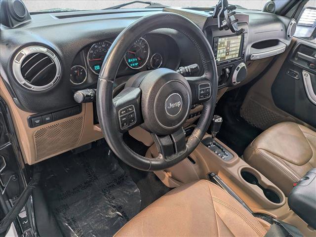 Used 2014 Jeep Wrangler Unlimited Rubicon w/ Dual Top Group image 10