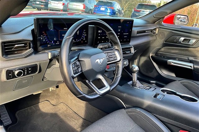 Used 2024 Ford Mustang Convertible image 11