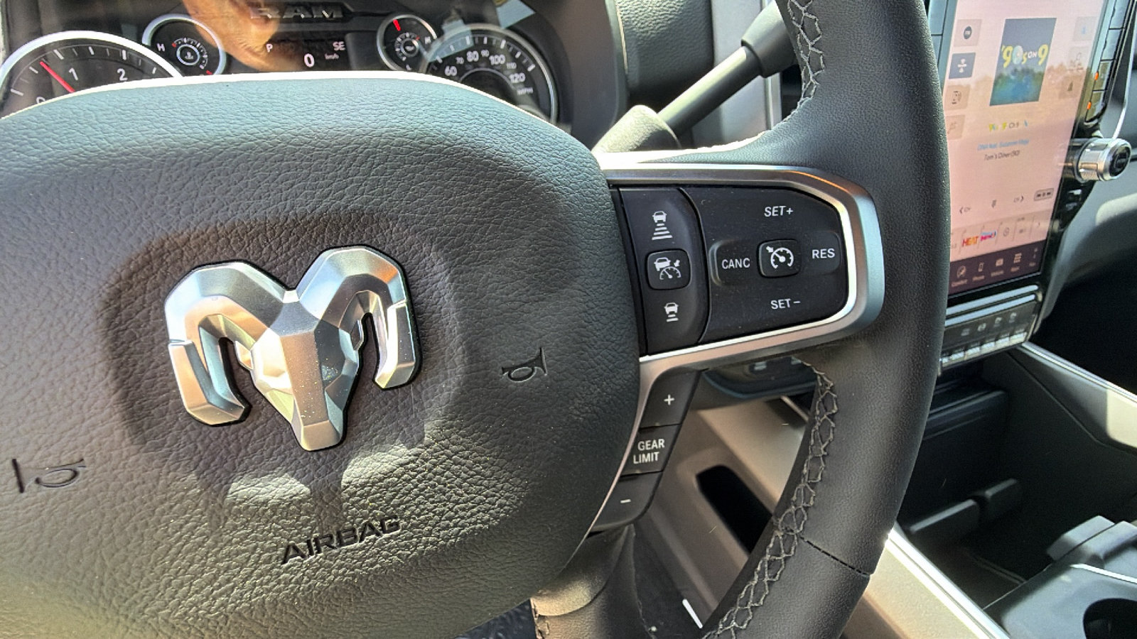 New 2026 RAM 2500 Big Horn AWD/4WD image 24