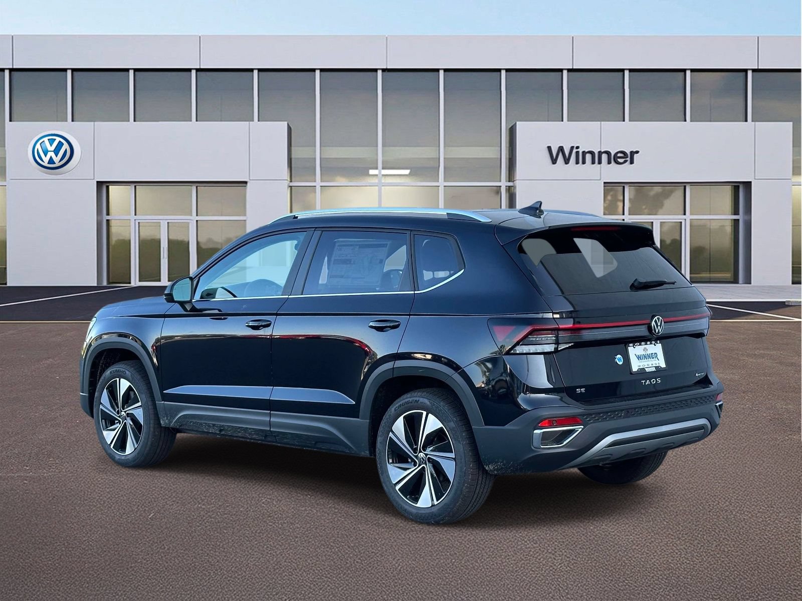 New 2026 Volkswagen Taos SE AWD/4WD image 3