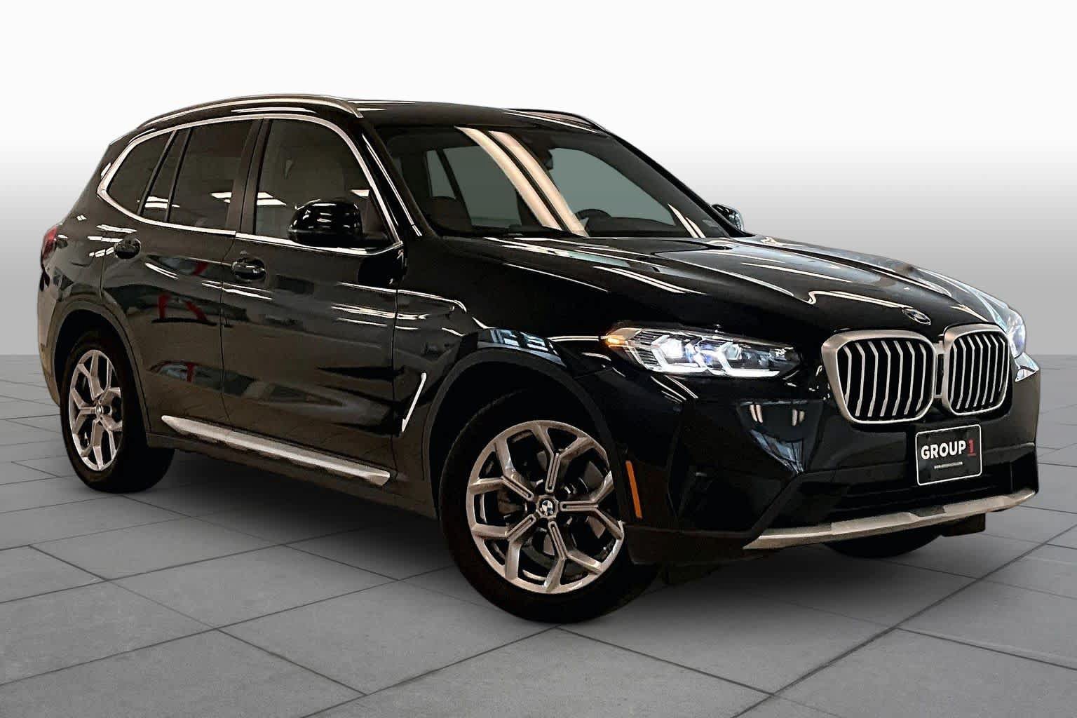 Used 2024 BMW X3 sDrive30i w/ Convenience Package w/ZPA RWD image 2