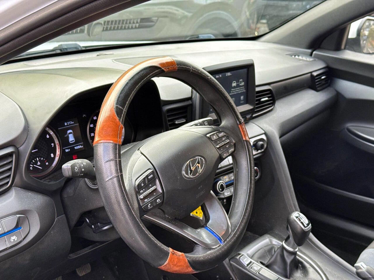 Used 2019 Hyundai Veloster 2.0 image 12