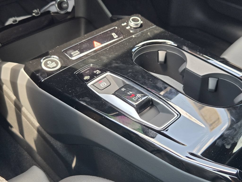 New 2027 Audi Q6 e-tron Premium Plus AWD/4WD image 25