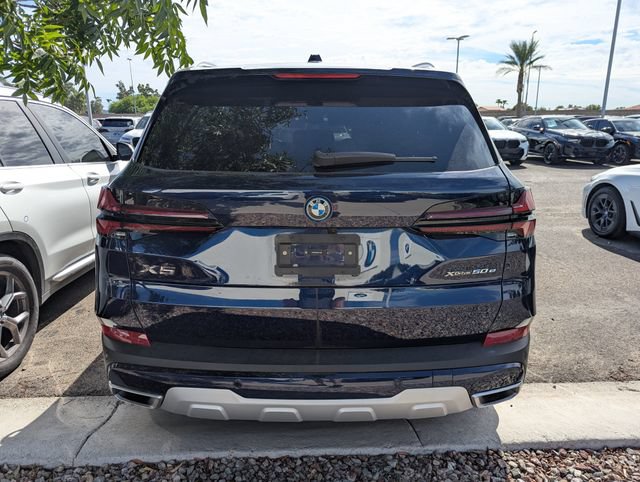 Certified 2024 BMW X5 xDrive50e w/ Premium Package AWD/4WD image 8