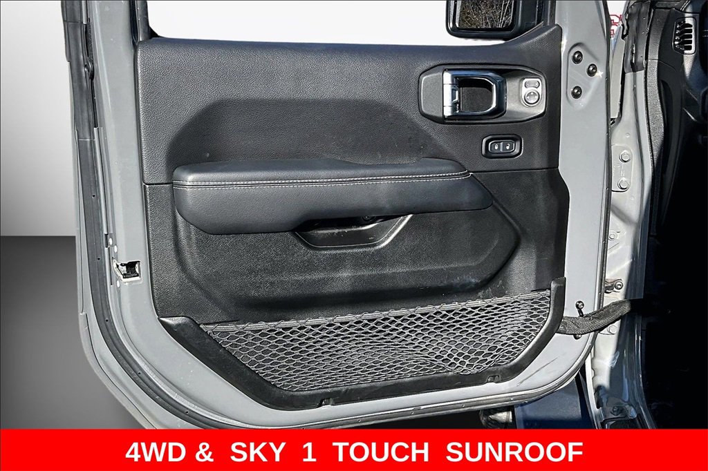 Used 2023 Jeep Wrangler Unlimited Sahara w/ Cold Weather Group image 18