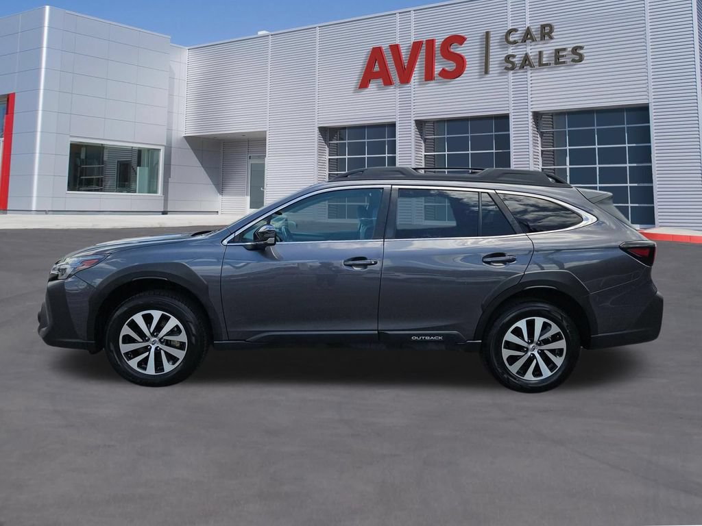 Used 2025 Subaru Outback Premium AWD/4WD image 10