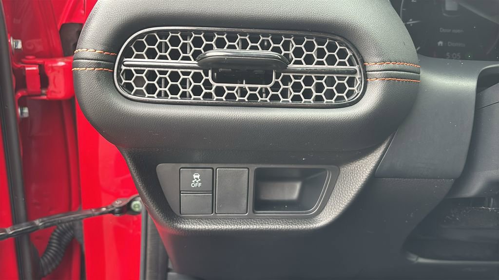 Certified 2025 Honda HR-V Sport image 15