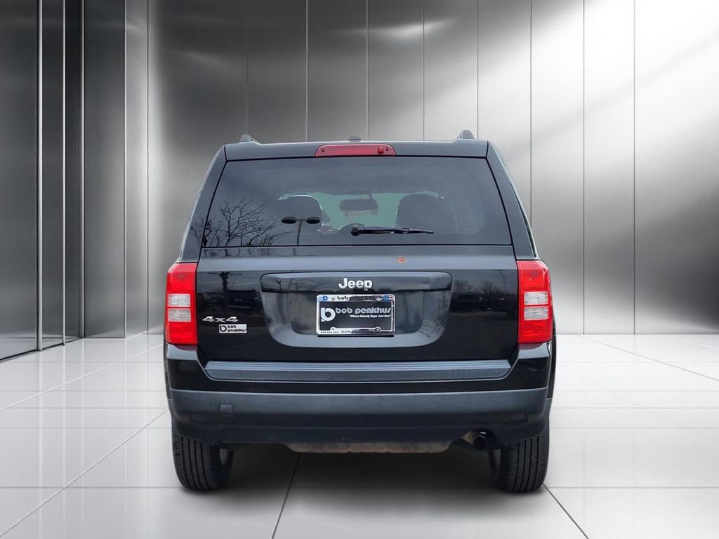 Used 2016 Jeep Patriot Sport w/ Power Value Group image 25