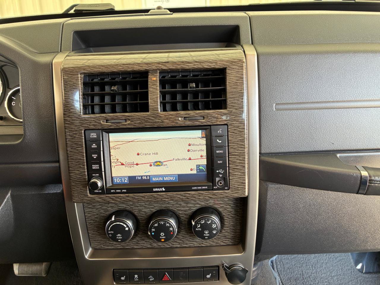 Used 2011 Jeep Liberty Limited Jet AWD/4WD image 21