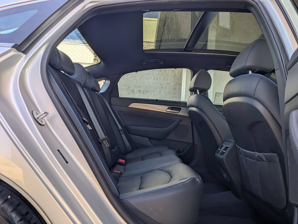 Used 2018 Hyundai Sonata Limited FWD image 12