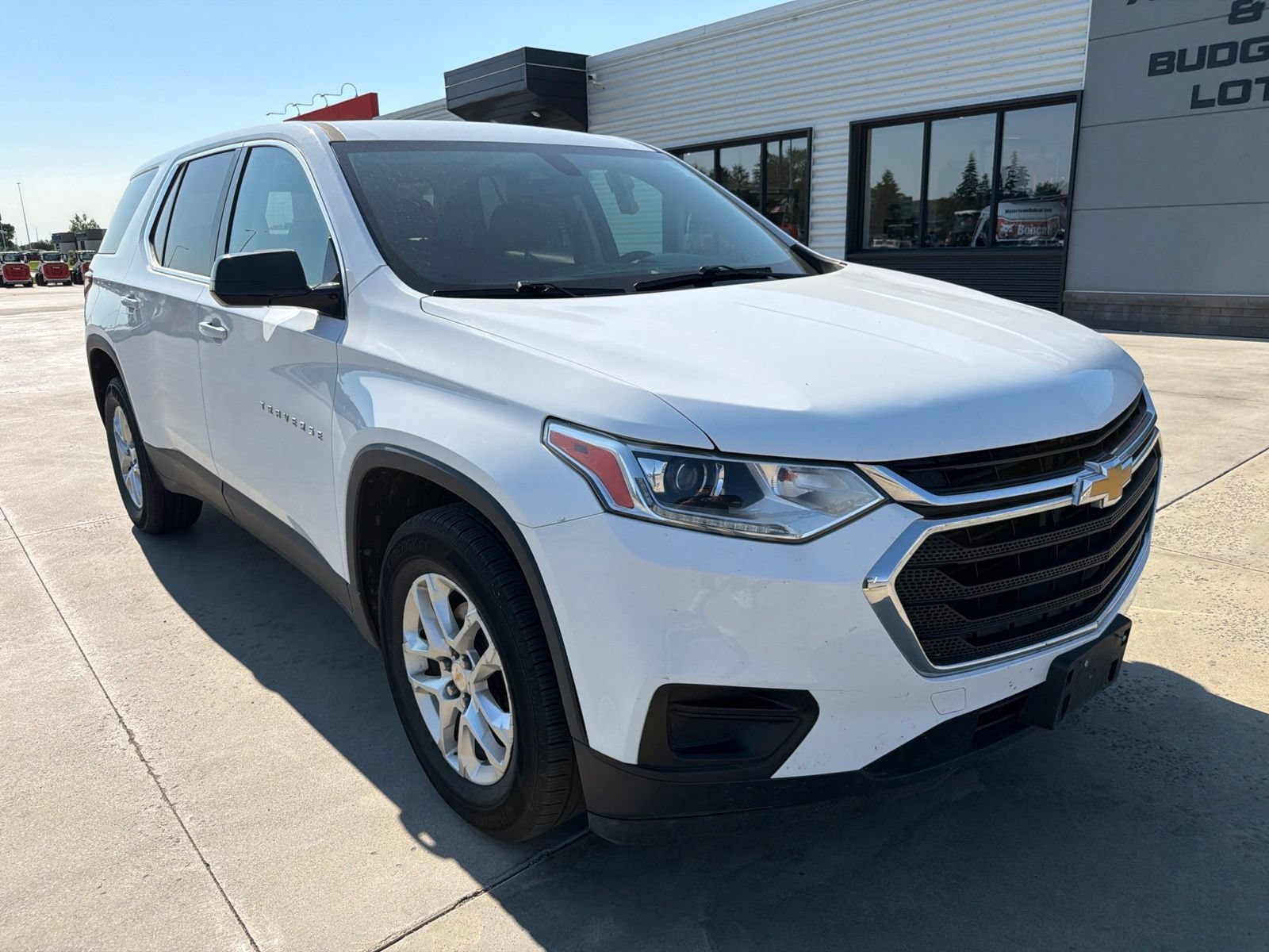 Used 2018 Chevrolet Traverse LS FWD image 2