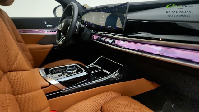 Used 2026 BMW 740i xDrive AWD/4WD image 35