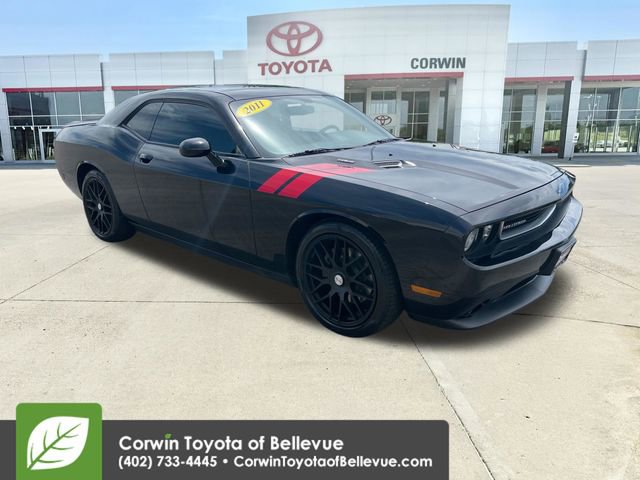 Used 2011 Dodge Challenger R/T RWD image 1