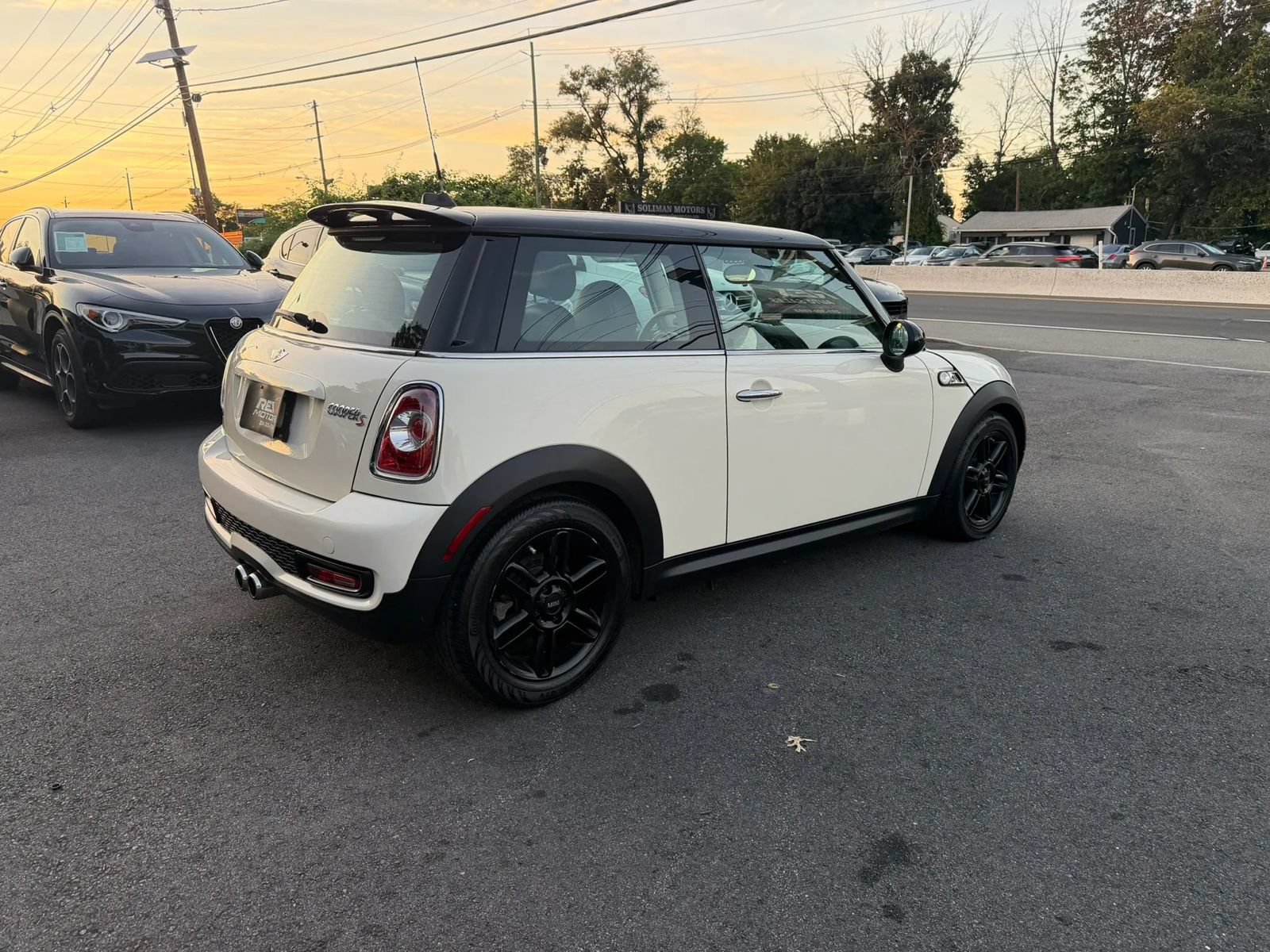 Used 2013 MINI Cooper S FWD image 9