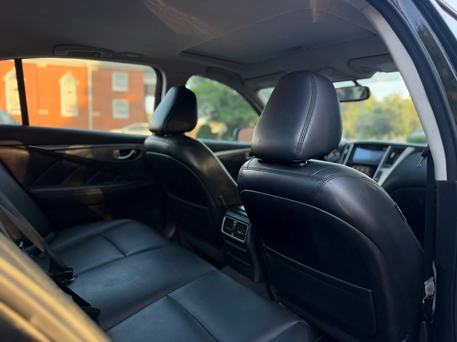 Used 2015 INFINITI Q50 Premium w/ Navigation Package RWD image 13