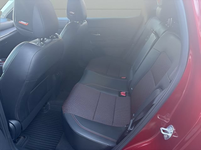 Used 2025 Nissan Kicks SR w/ SR Premium Package AWD/4WD image 10
