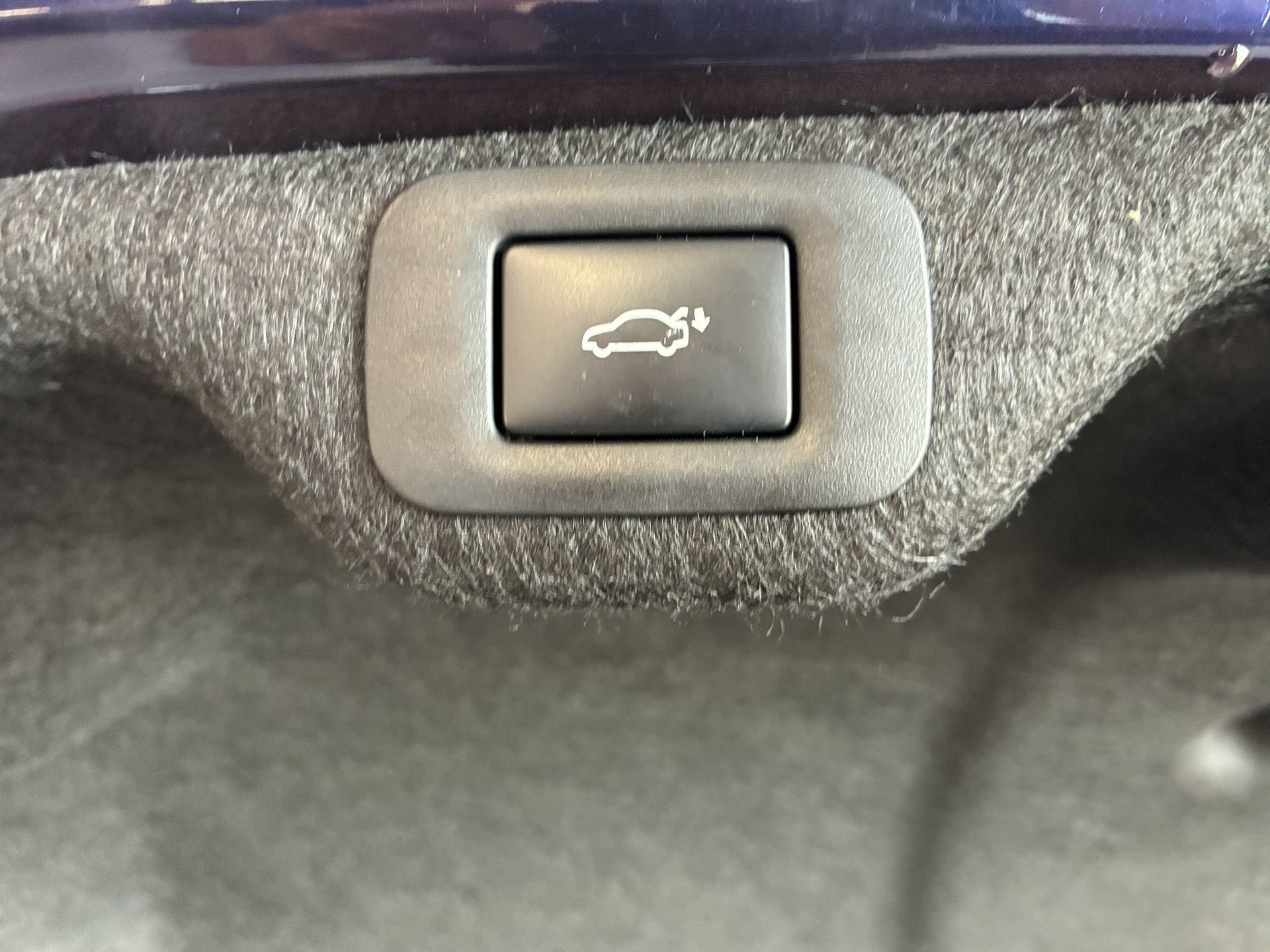 Used 2025 Lexus ES 350 Ultra Luxury w/ Accessory Package (Z1) FWD image 13