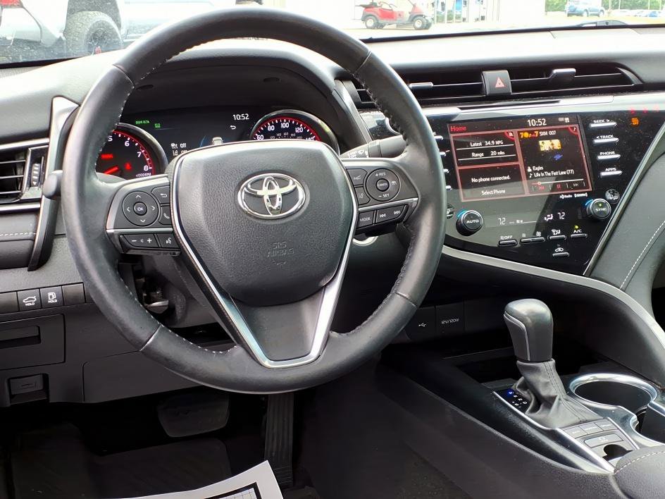 Certified 2020 Toyota Camry XSE FWD image 10
