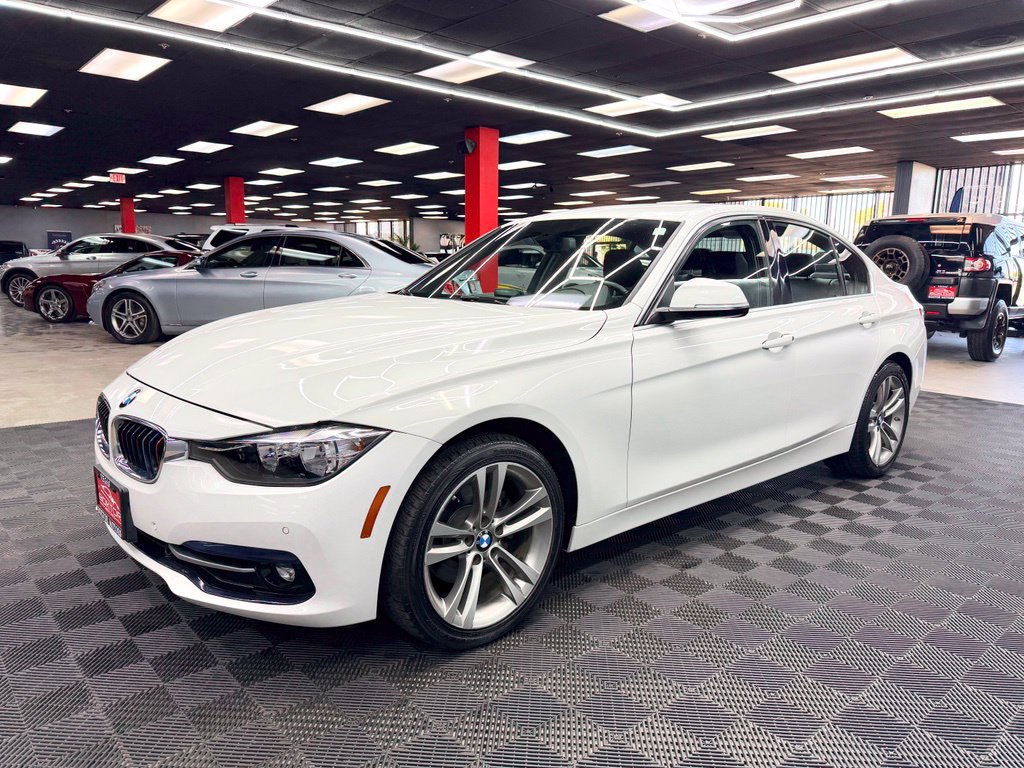 Used 2017 BMW 330i Sedan RWD image 8
