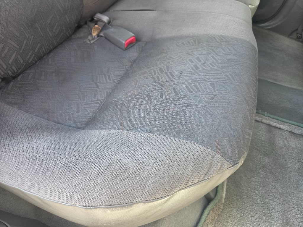 Used 2003 Isuzu Rodeo S RWD image 36