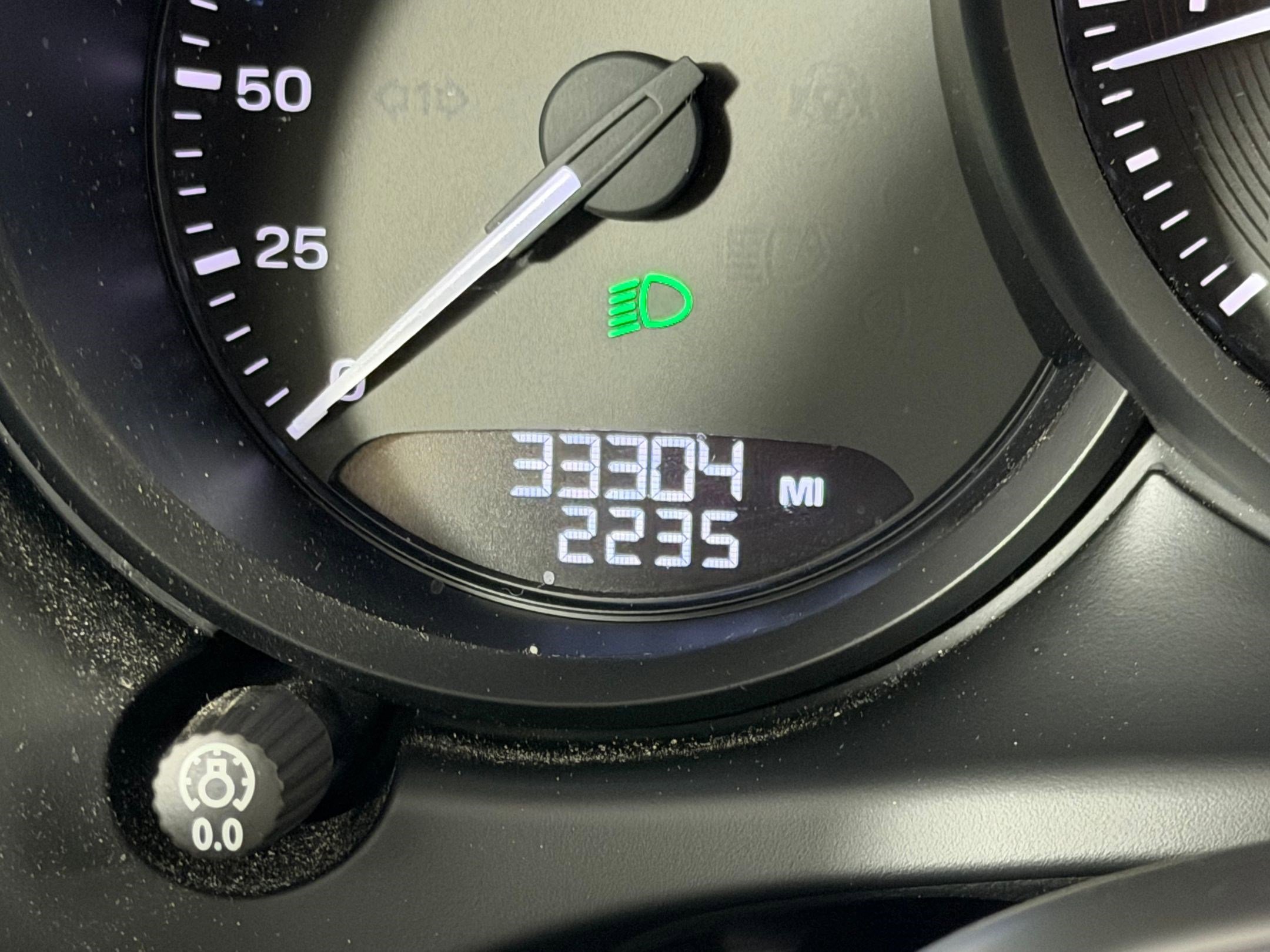 Certified 2023 Porsche Macan image 30