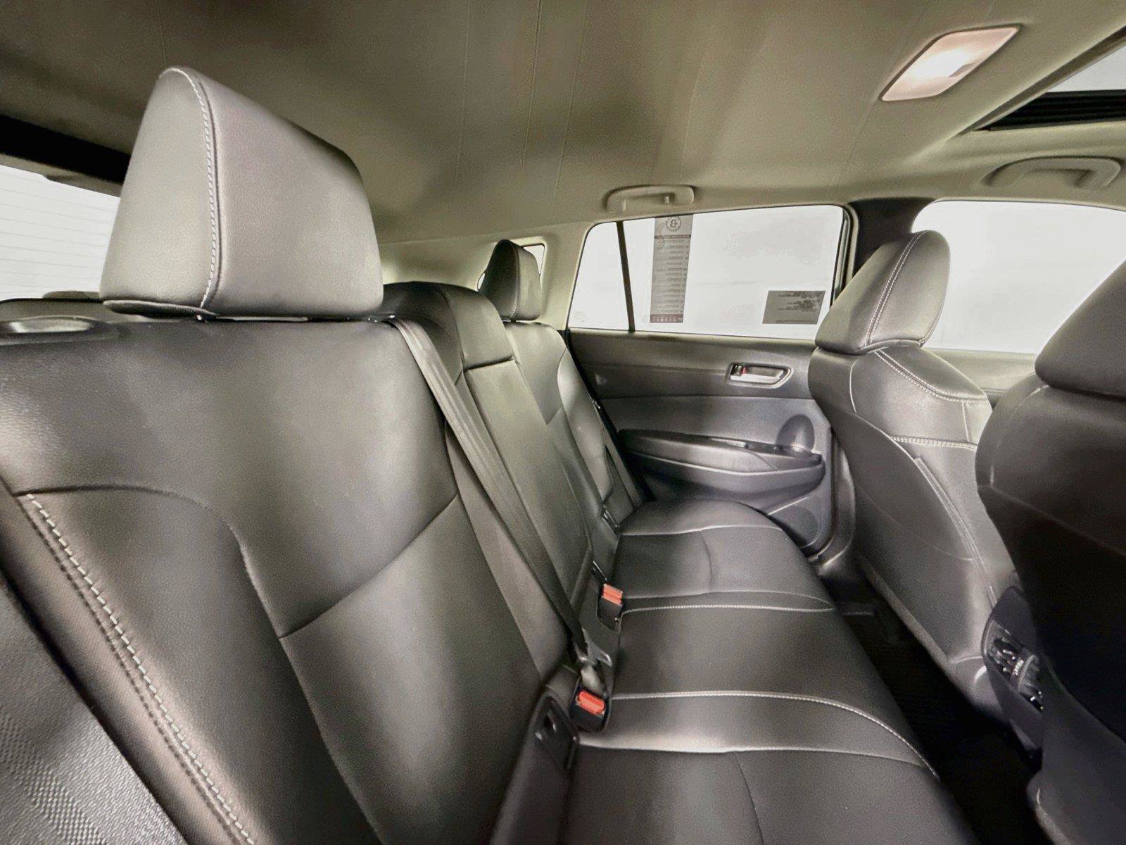 Used 2026 Toyota Corolla Cross XLE w/ Convenience Package FWD image 43