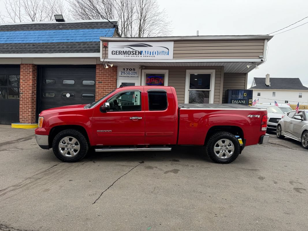 Used 2011 GMC Sierra 1500 SLE w/ Power Tech Package AWD/4WD image 7