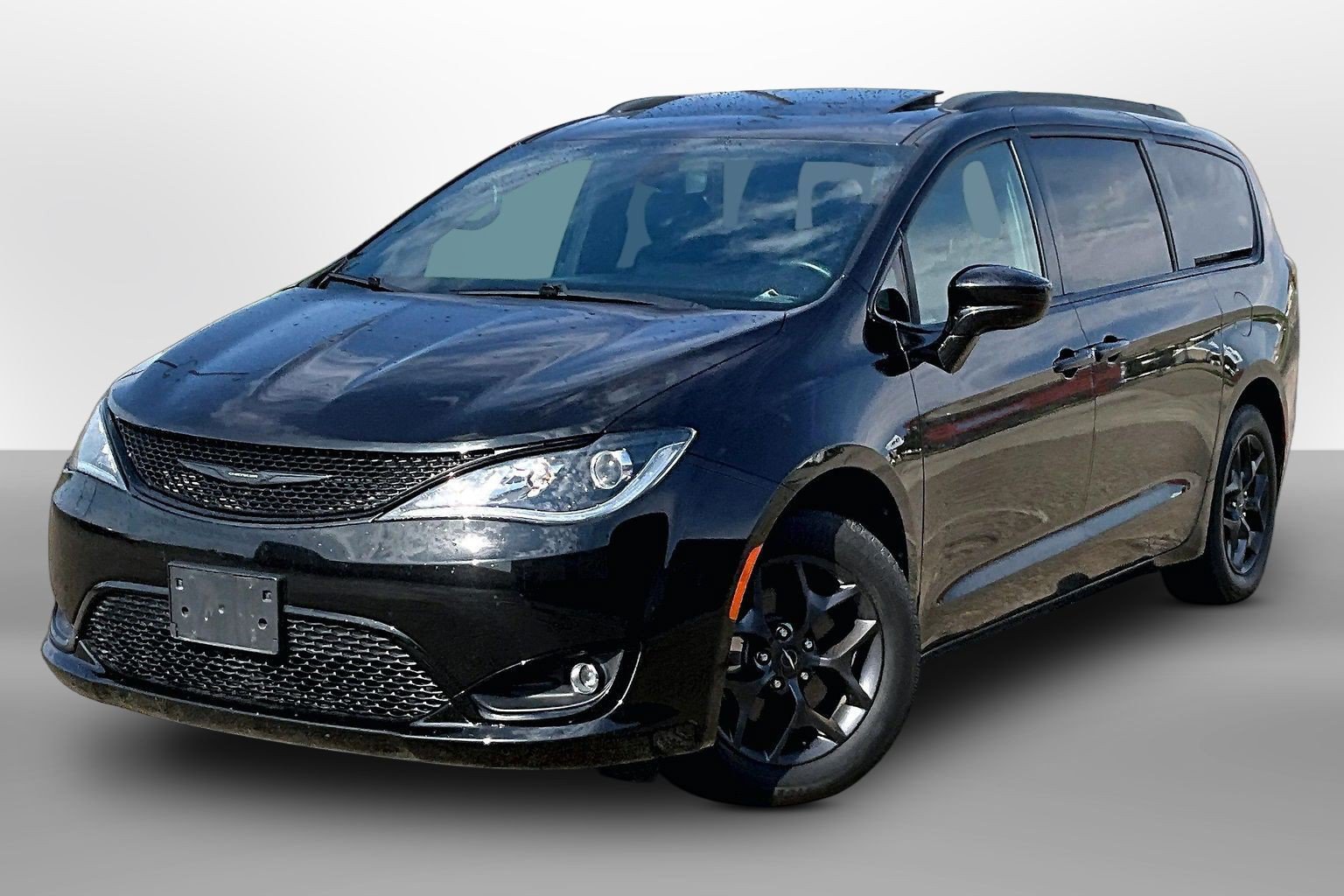 Used 2020 Chrysler Pacifica Touring-L Plus w/ S Appearance Package FWD image 13