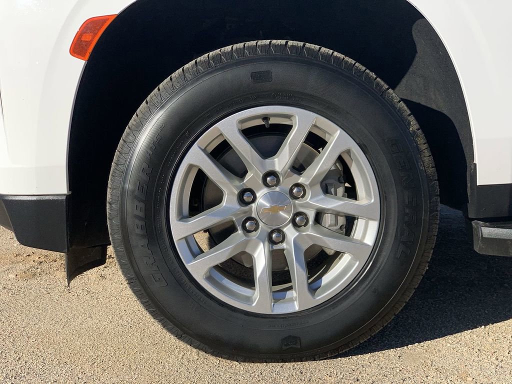 Certified 2024 Chevrolet Suburban LT image 31