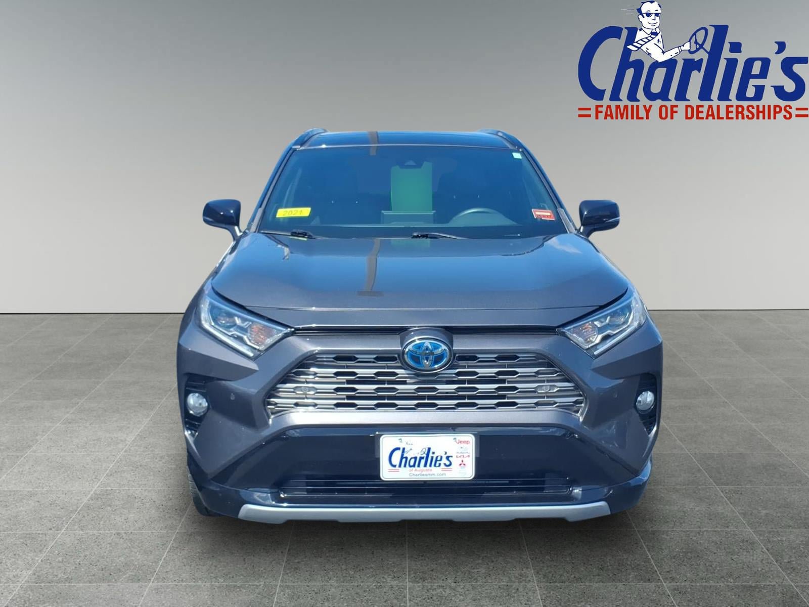 Used 2021 Toyota RAV4 XSE AWD/4WD image 2