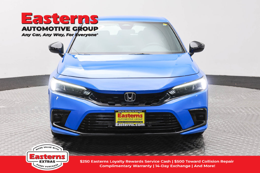 Used 2023 Honda Civic Sport image 3