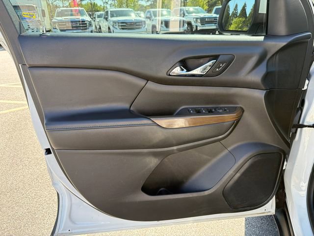 Used 2018 GMC Acadia SLE image 10