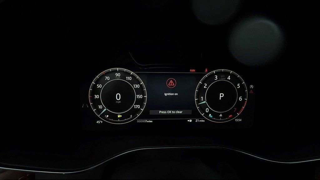 New 2025 Jaguar F-PACE R-Dynamic S image 16