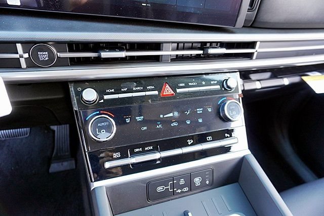 New 2026 Hyundai Santa Fe SEL FWD image 33