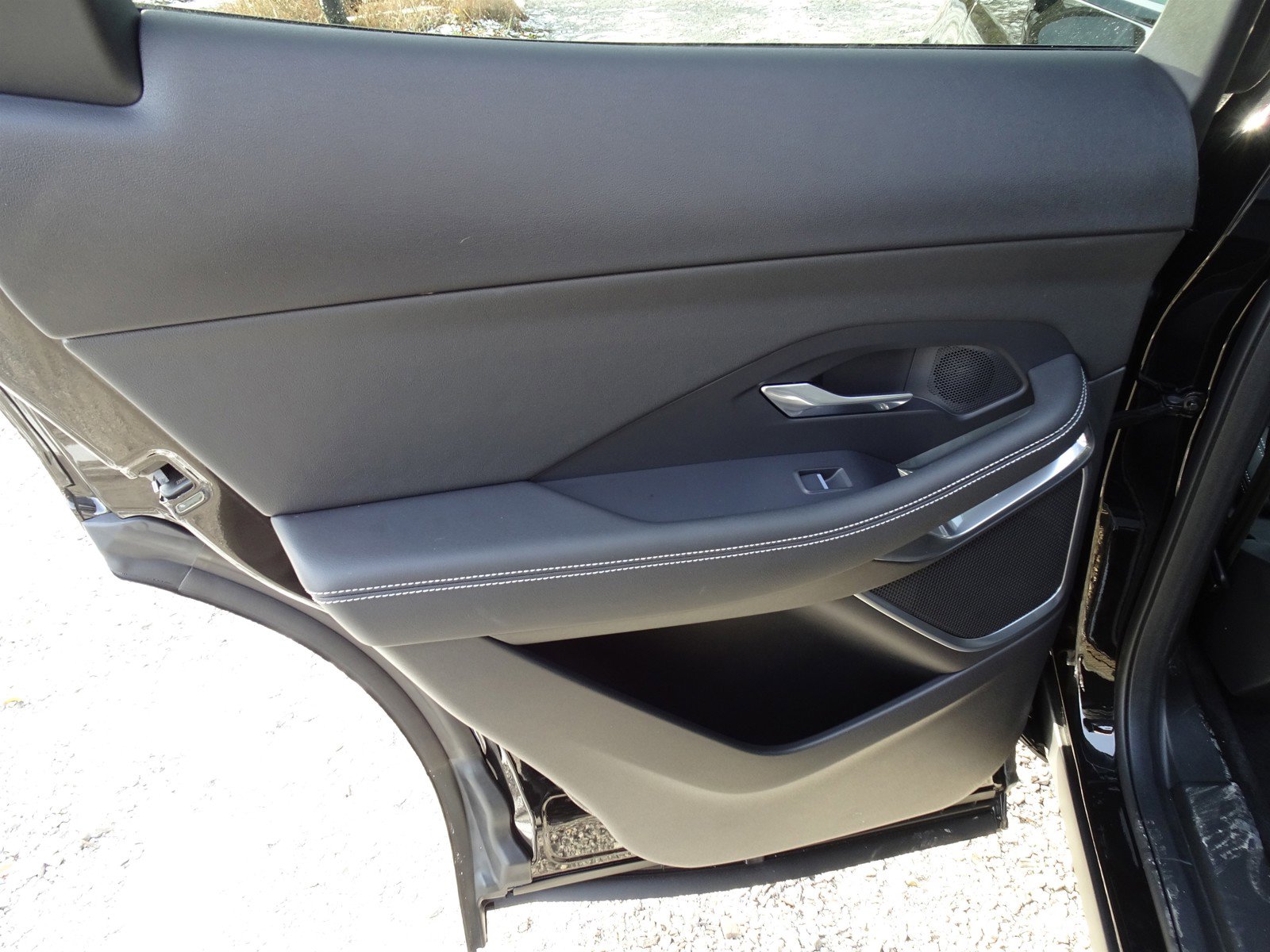 New 2024 Jaguar E-PACE R-Dynamic SE image 21