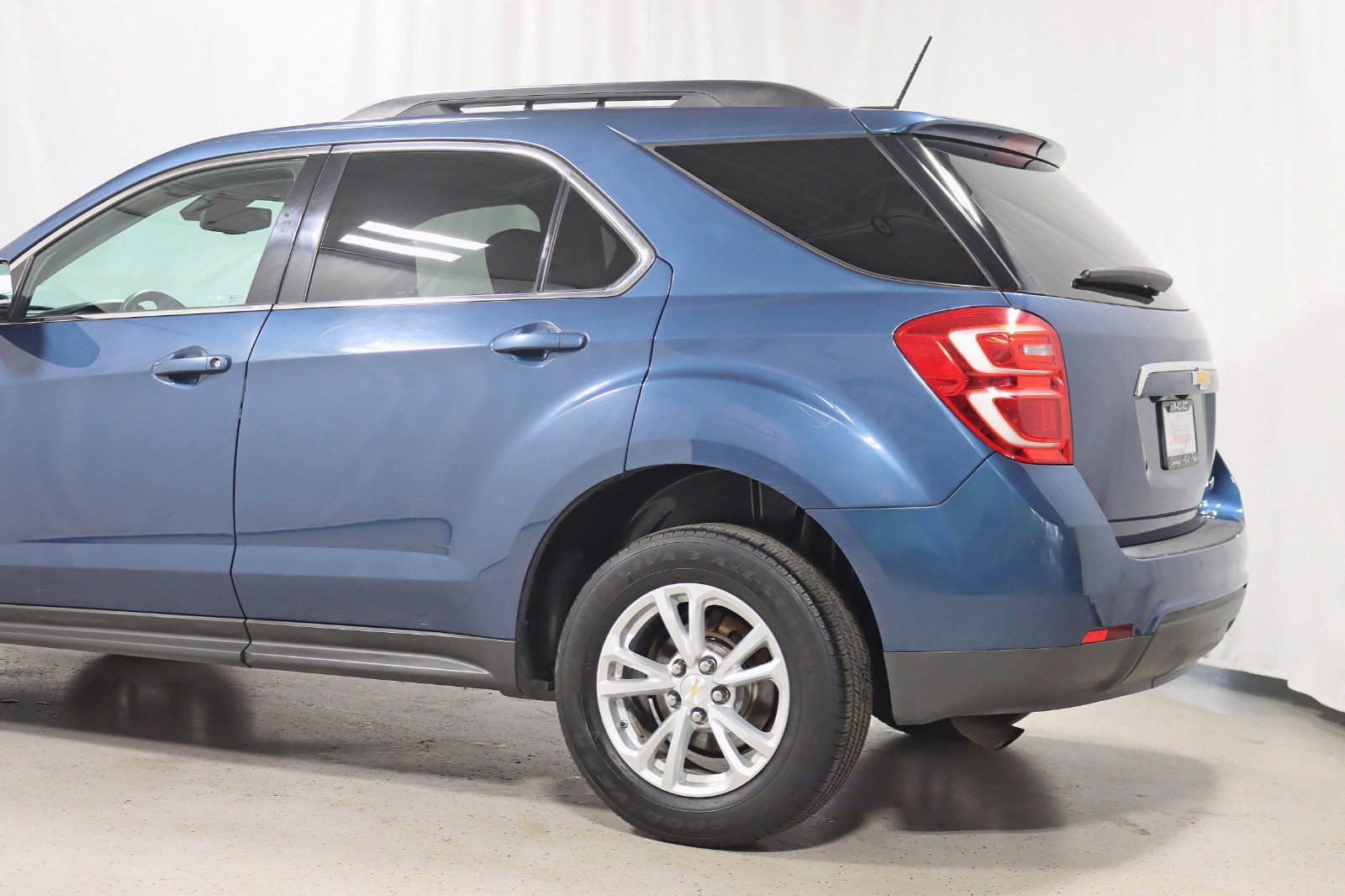 Used 2016 Chevrolet Equinox LT w/ Convenience Package image 10