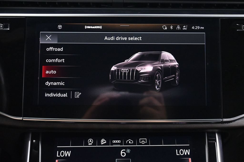 Used 2021 Audi Q7 3.0T Premium Plus w/ Premium Plus Package AWD/4WD image 33