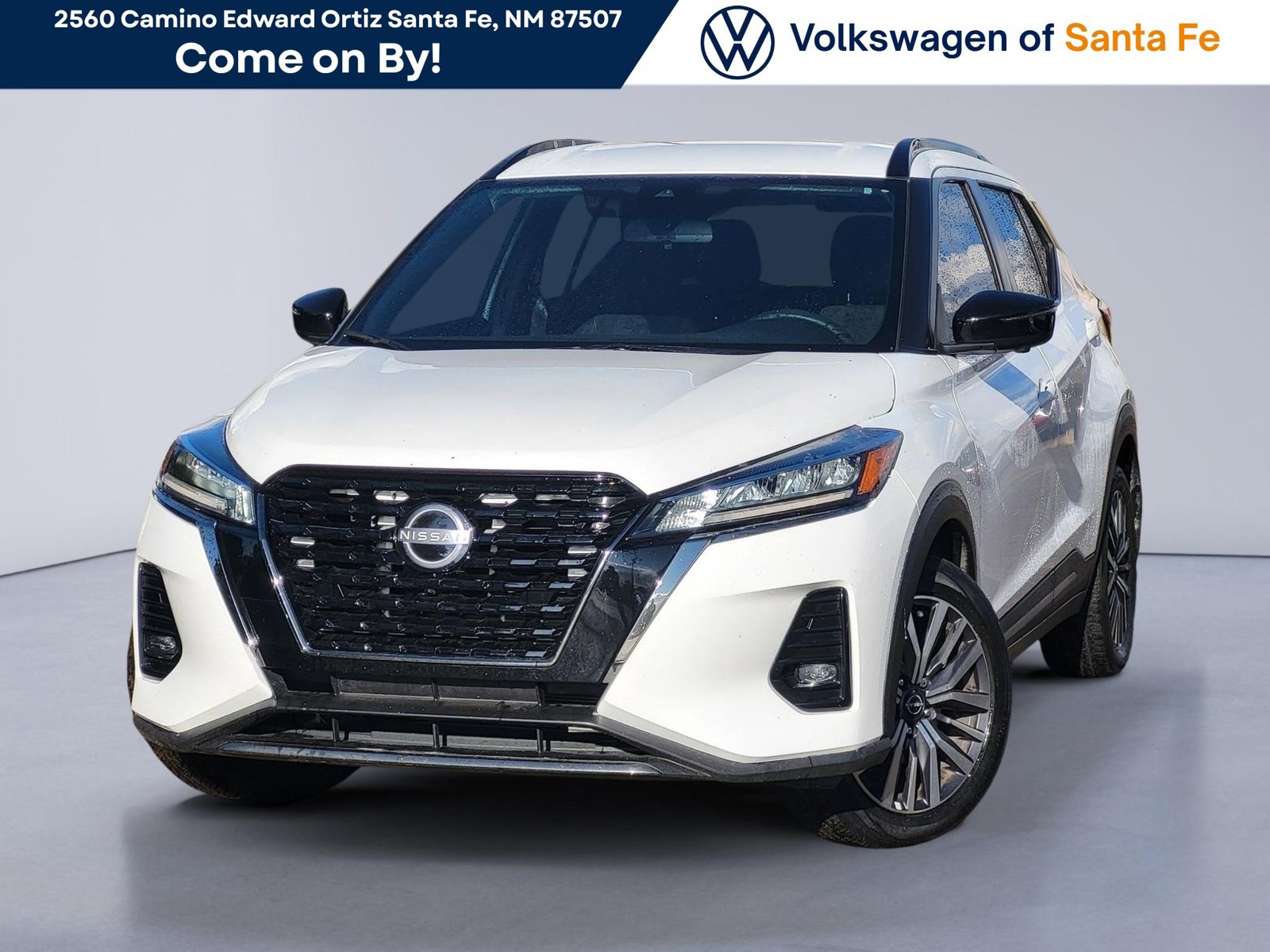 Used 2023 Nissan Kicks SR FWD image 1