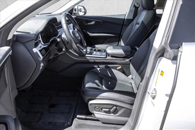 Used 2022 Audi Q8 Premium AWD/4WD image 12